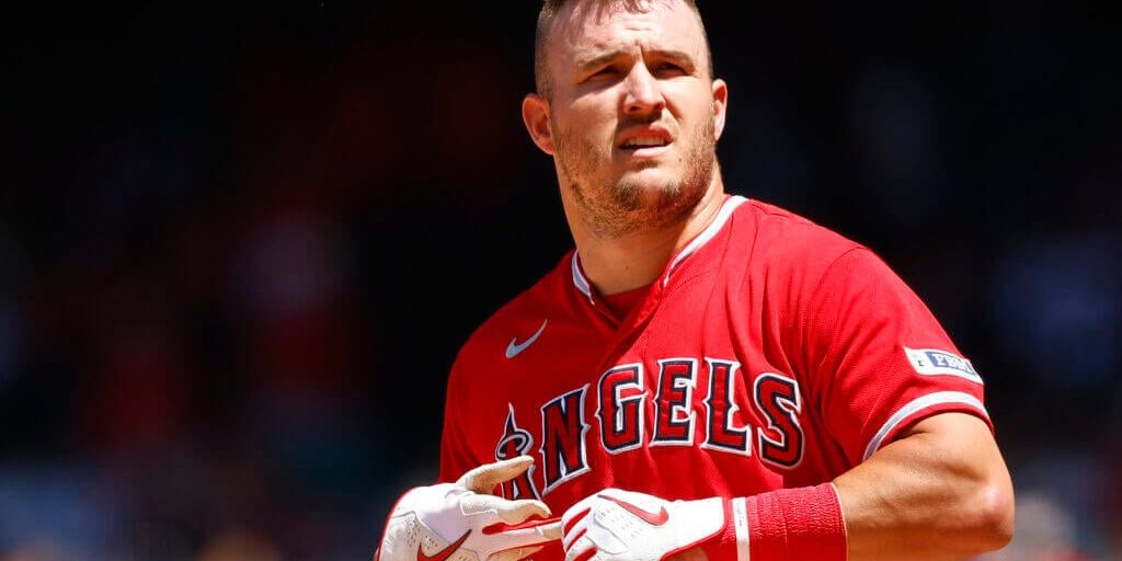 Mike Trout won’t ask for a trade. Right? Plus, saying so long to Terry Francona