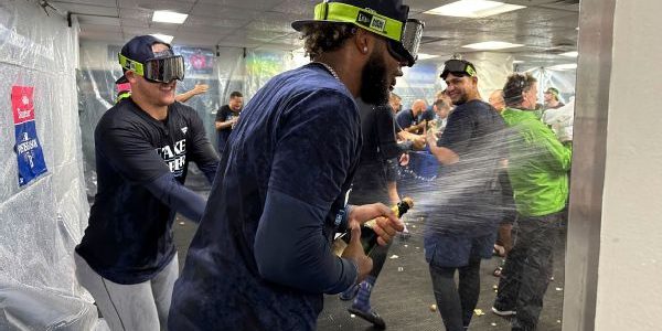 'Different' Rays celebrate 10 days after clinching
